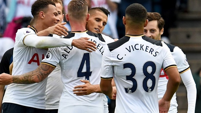 鹈鹕双核发力豪取胜利