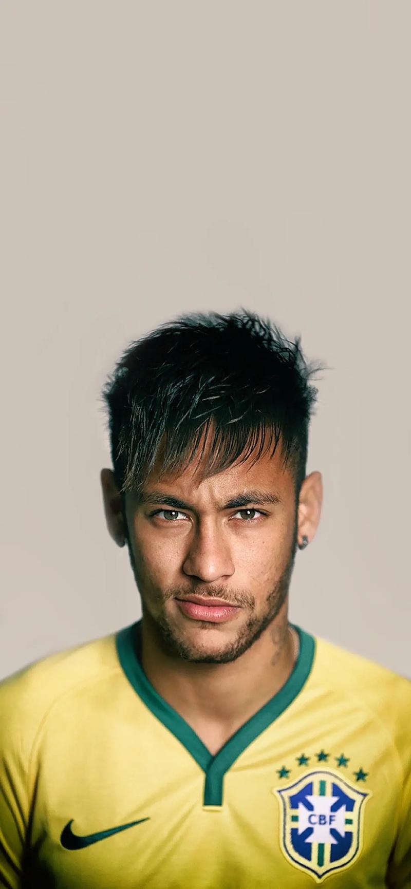 欧冠战报：西蒙屡献神扑，巴尔科拉中框，巴黎0-0闷平毕包