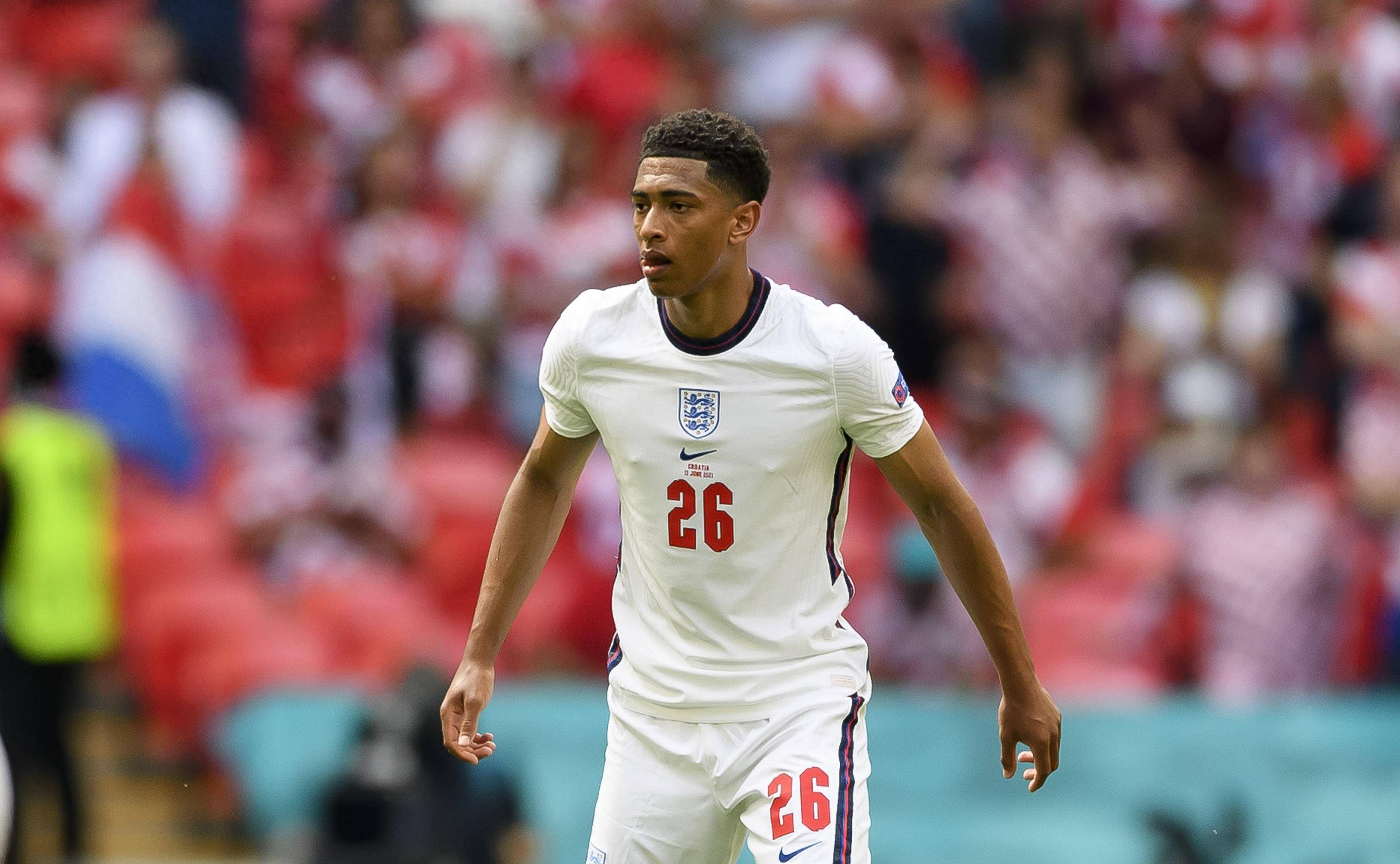 西媒：维尼修斯等核心对阿隆索不满，教练与更衣室发生冷战